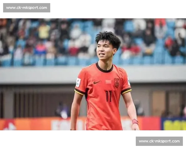 德转朱艺预告王钰栋身价暴涨！18 岁新星估值或破 200 万欧，球迷评论区竞猜最新身价