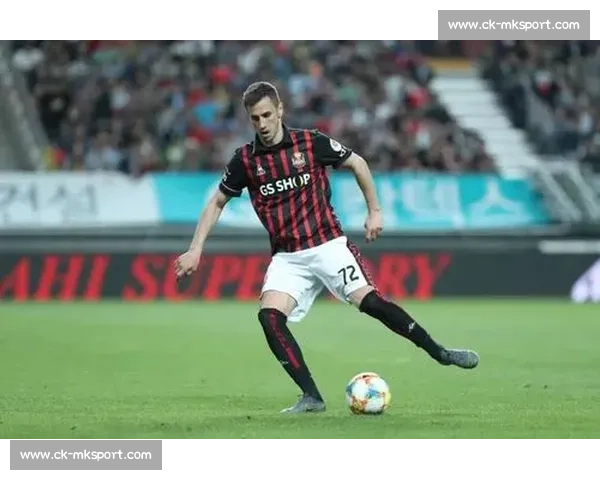 土伦杯季军赛半场：亚历山大 - 林格瓦拉对轰 墨西哥 U20 暂 1-1 丹麦 U20