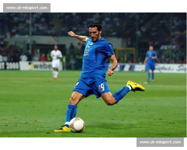 小因扎吉：瓜迪奥拉是现代足球的 “达芬奇”，每位教练的灵感灯塔