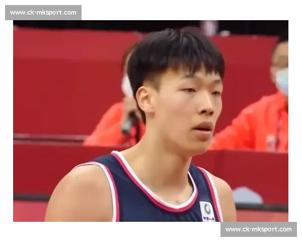 王楚钦笑对互动丢分！1-0 呼喊点燃胜负欲，国乒顶流上演反差萌