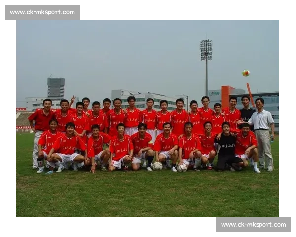 周睿羊速胜陈笑天 华东师大校友队升甲关键战图集